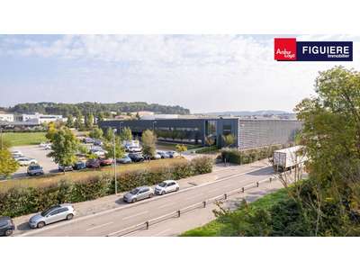 Location Locaux d'activités - Entrepôts à Aix-en-Provence