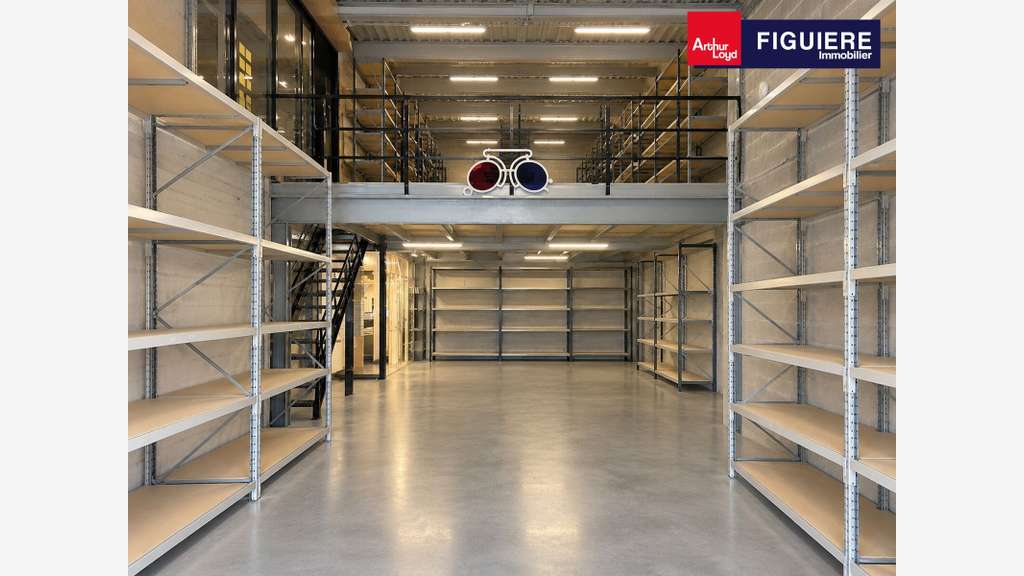EXCLUSIVITE - Locaux d'activités récents à LOUER l