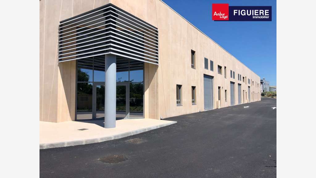 EXCLUSIVITE - Locaux d'activités récents à LOUER l