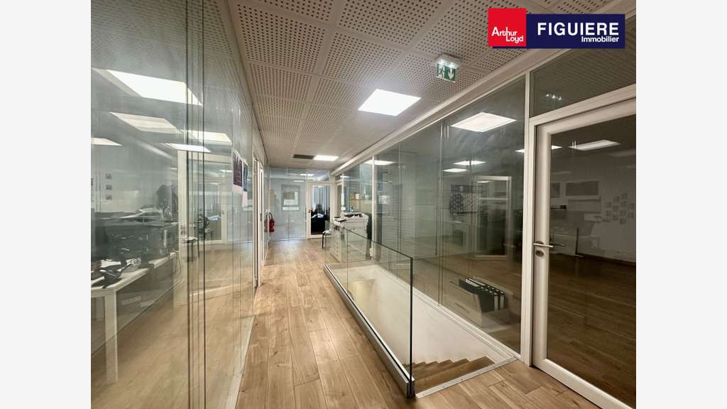 Locaux mixtes récents à louer sur le POLE D'ACTIVI
