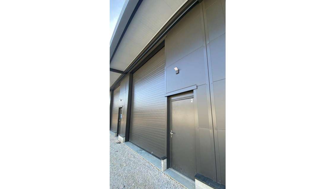 A louer local d'activités 120m² Aix les Bains Nord