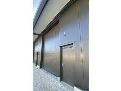 Location Locaux d'activités - Entrepôts à Aix-les-Bains