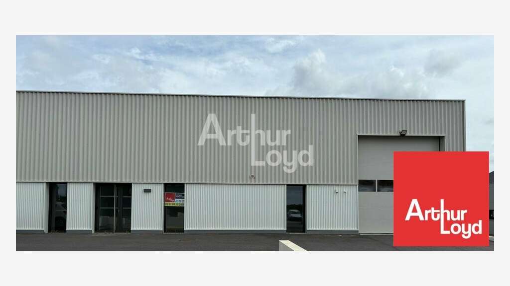 Local d'activité 290m² récent à louer à Aizenay