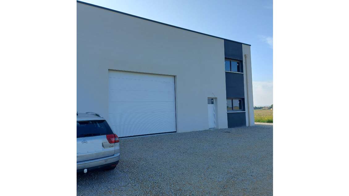 A louer local d'activité 250m² agglo d'Alençon