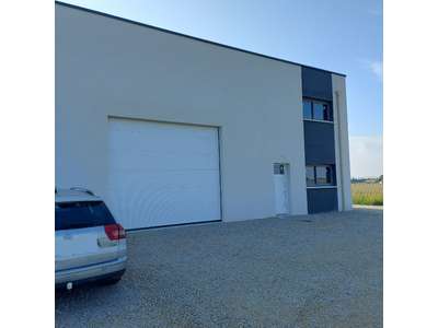 Location Locaux d'activités - Entrepôts à Alençon