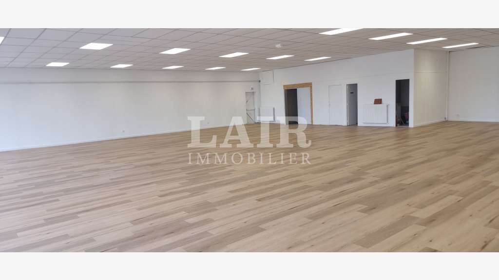A louer local d'activité 330m² au Nord d'Alençon