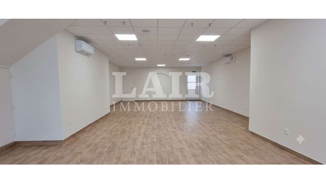 A louer local d'activité de 180m² centre Alençon
