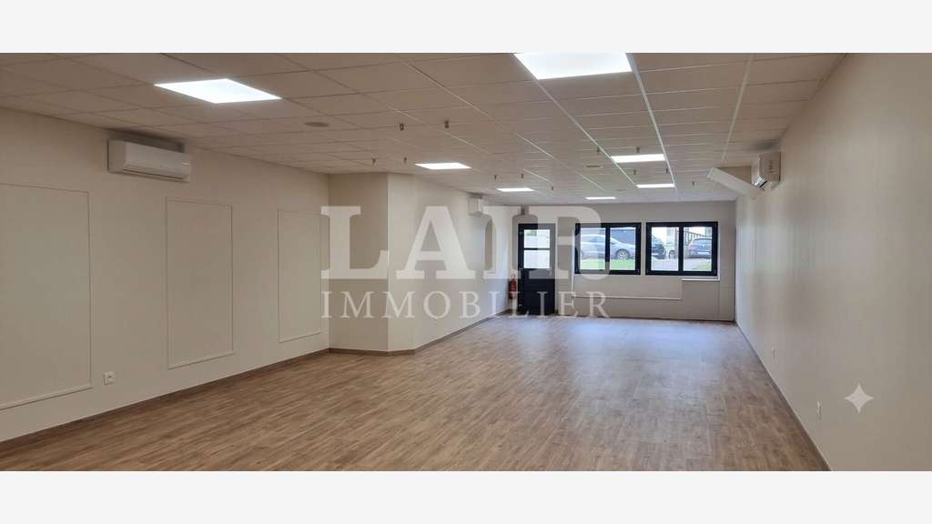 A louer local d'activité de 180m² centre Alençon