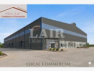 A louer local commercial 550m² empl N°1 Alençon