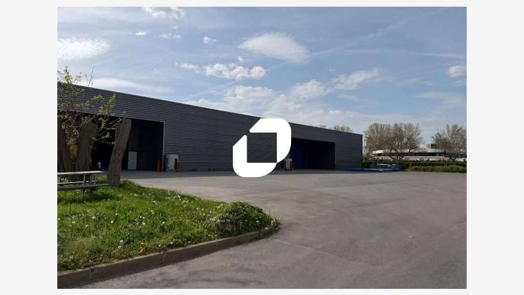 A louer Local d'activité 1145m² Alfortville