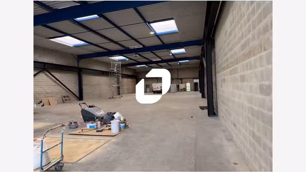 A louer Local d'activité 1145m² Alfortville