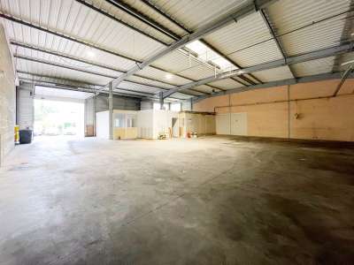 Local 198m² à Louer Beauvais Sud ZA Ther Nouvelle