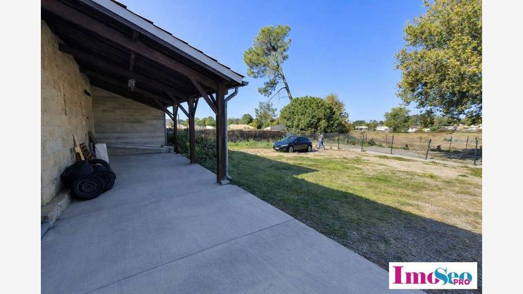Atelier 200m² à louer à Ambarès-et-Lagrave A10