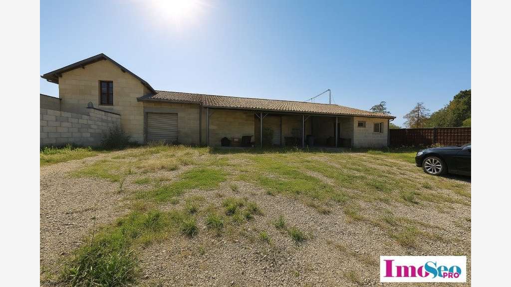 Entrepôt 200m² à louer à Ambarès-et-Lagrave