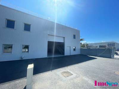 A louer entrepôt 209m² Ambarès-et-Lagrave A10