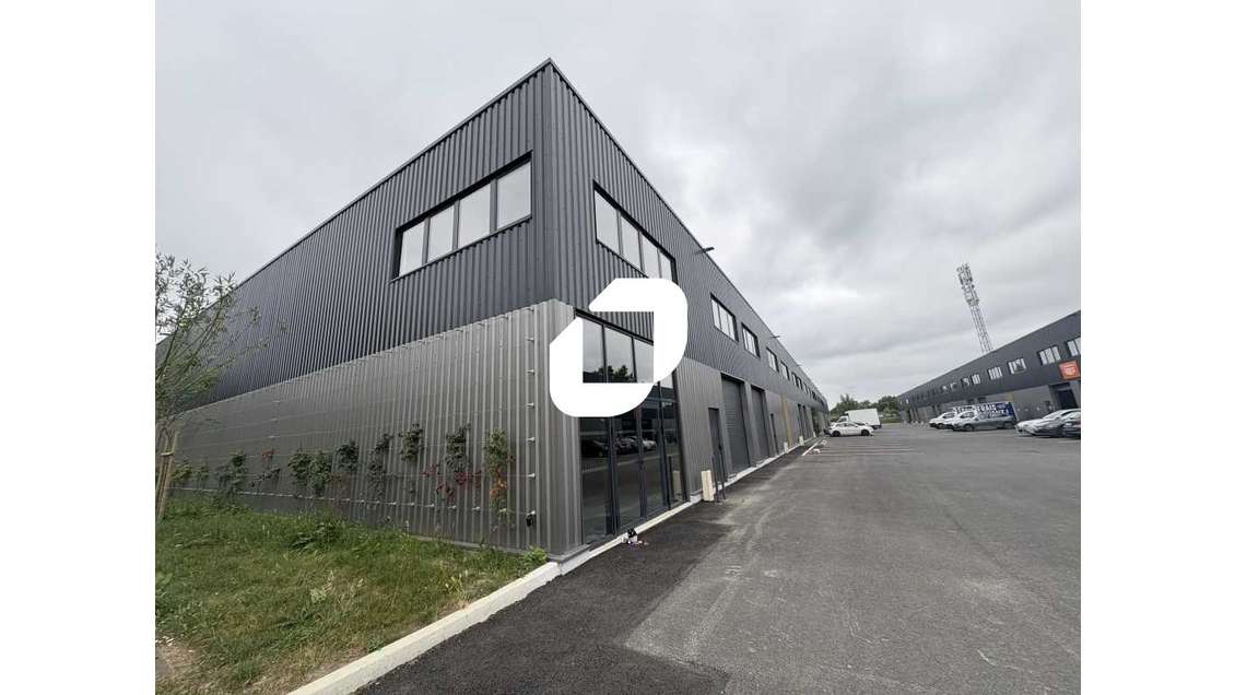 A louer Local d'activité 490m² Ambares et lagrave