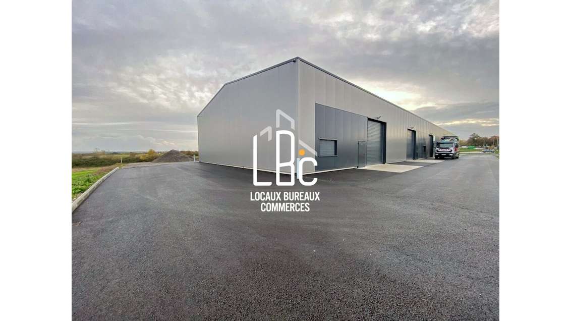 A louer local 330m² moteur ZAC Aéropole Ancenis
