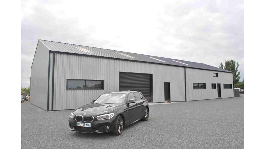 A louer entrepôt 360m²  ZA Espace 23 à Ancenis