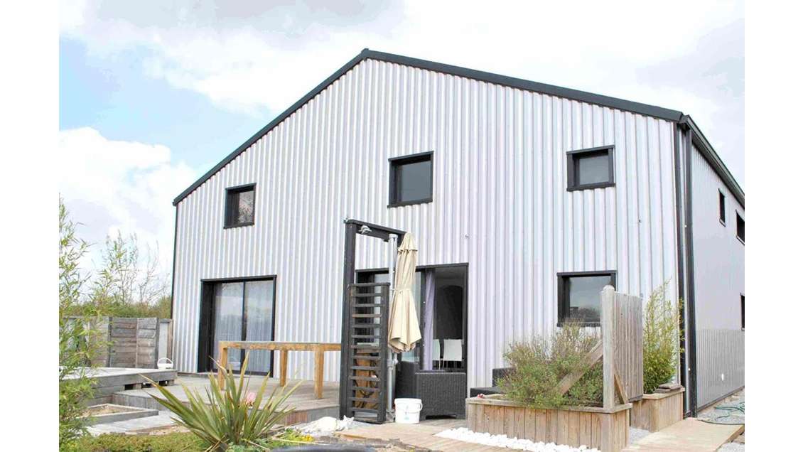 A louer entrepôt 360m²  ZA Espace 23 à Ancenis