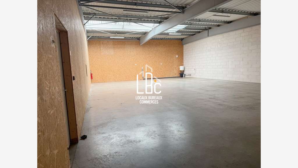 A louer bureaux et stockage 308m² à Ancenis