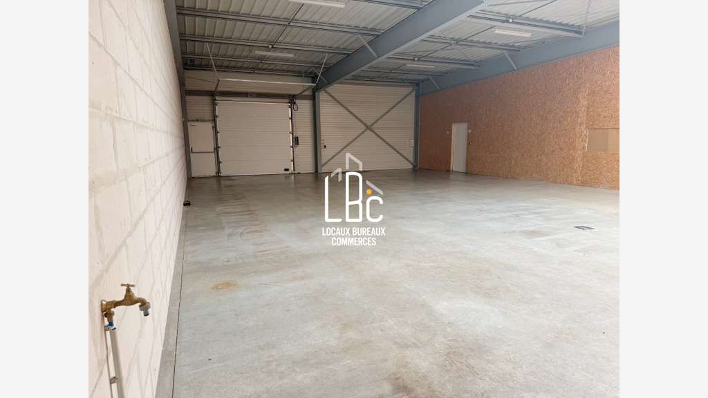 A louer bureaux et stockage 308m² à Ancenis