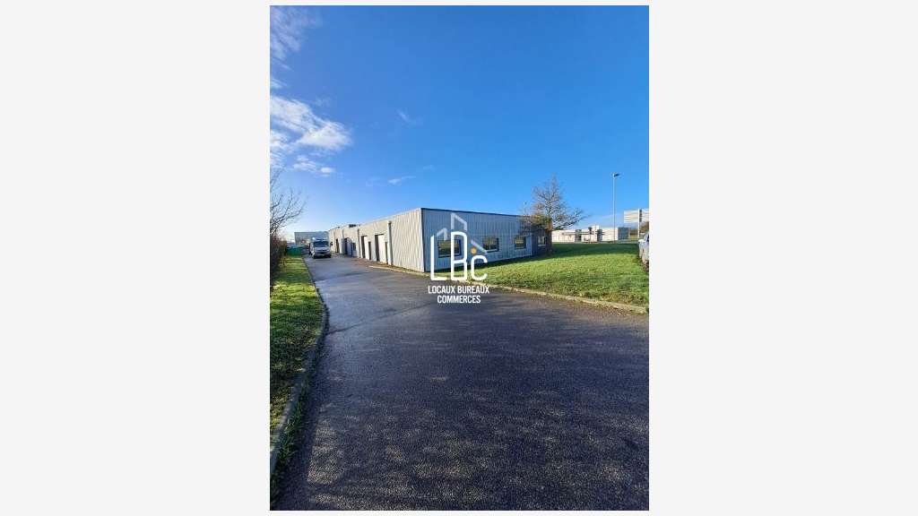 À louer locaux mixtes 286,90m² à Ancenis