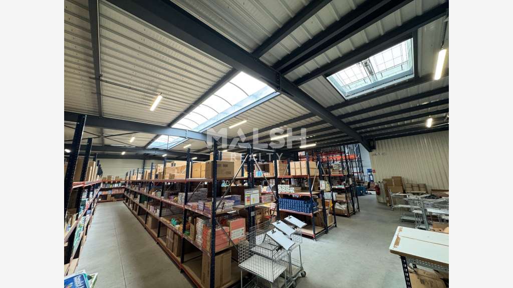 A louer local activités 1161m² Andrézieux-Bouthéon
