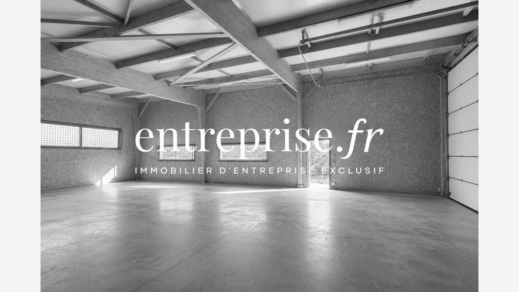 A louer local d'activité 260m² à Angers Nord Ouest
