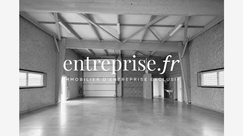 A louer local d'activité 260m² à Angers Nord Ouest