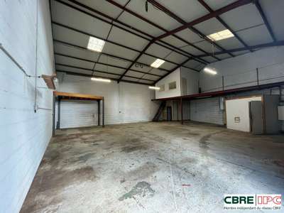 Location entrepôt 195m² zone artisanale d'Anglet