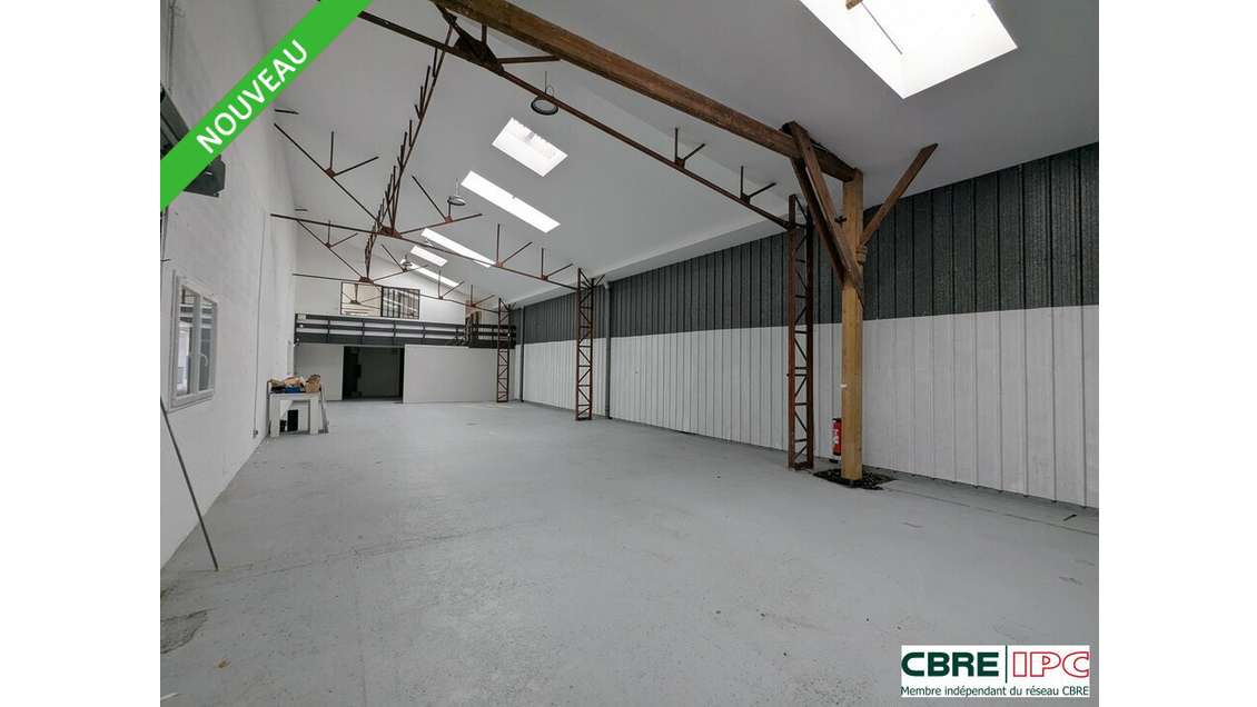 Location local 310m² à Anglet Blancpignon