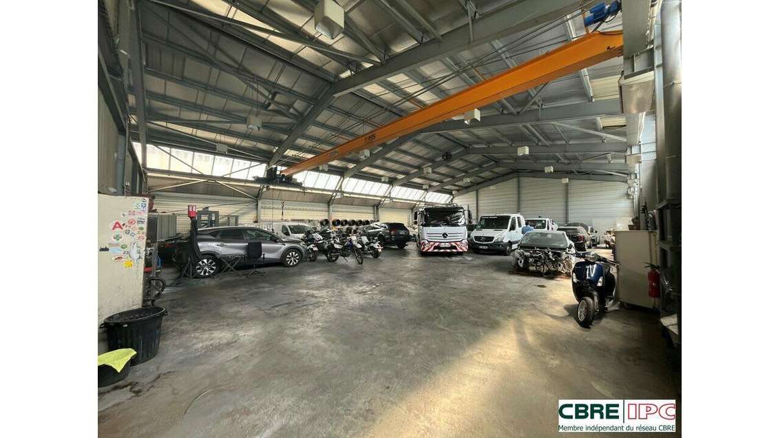 Location entrepôt 600m² Anglet emplac stratégique