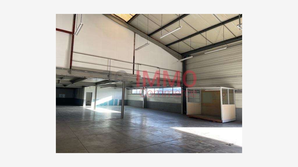 A louer bâtiment 1661m² à Anglet