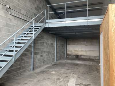 Location Locaux d'activités - Entrepôts à Anglet