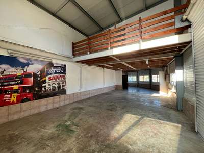 A louer local artisanal de 150m² à Anglet Maignon
