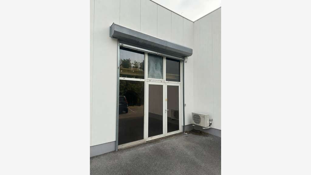 Atelier - Dépôt - Anglet 102 m²