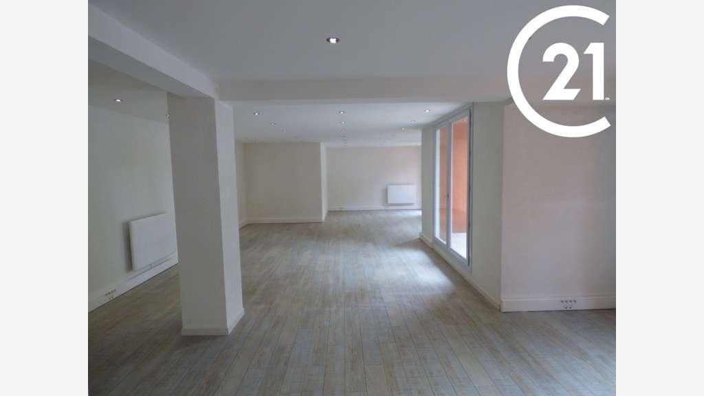 Immobilier professionnel de 73m² à louer à Annecy