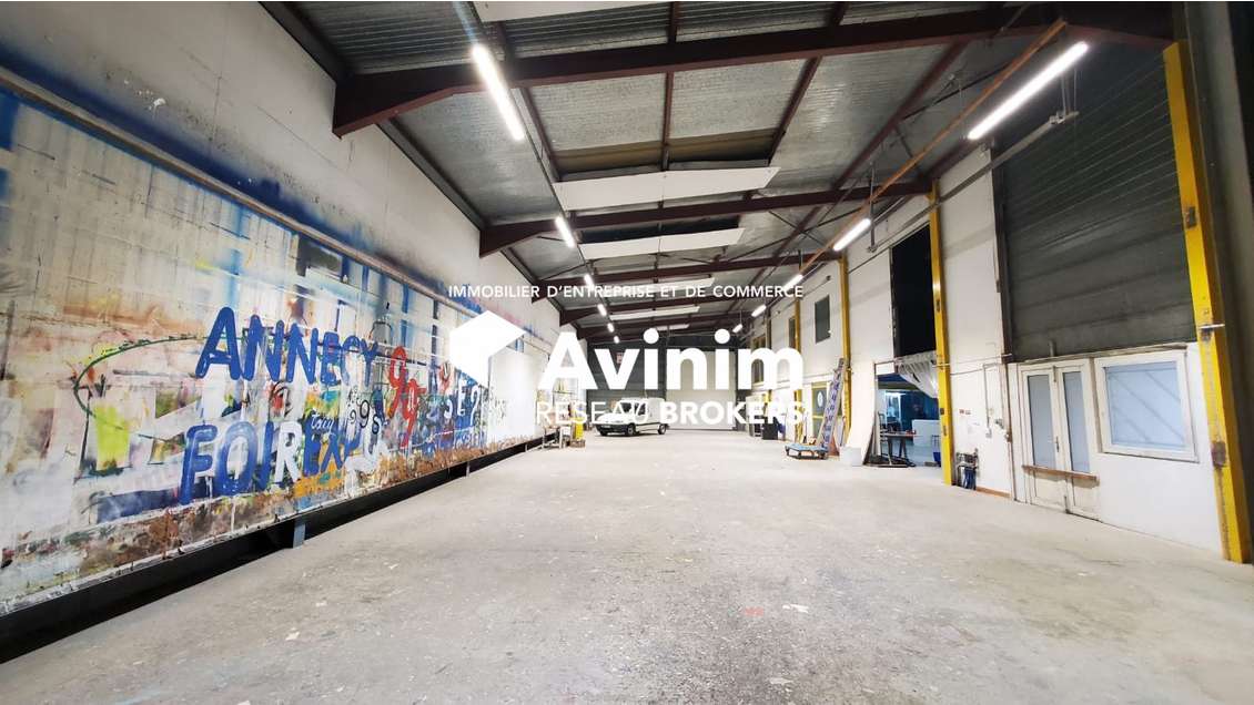 Bâtiment d'activité - Proche centre-ville d