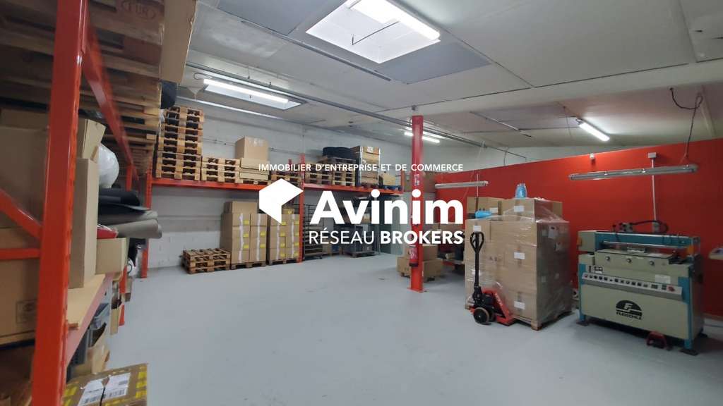 Ensemble immobilier mixte 1731m² à Meythet