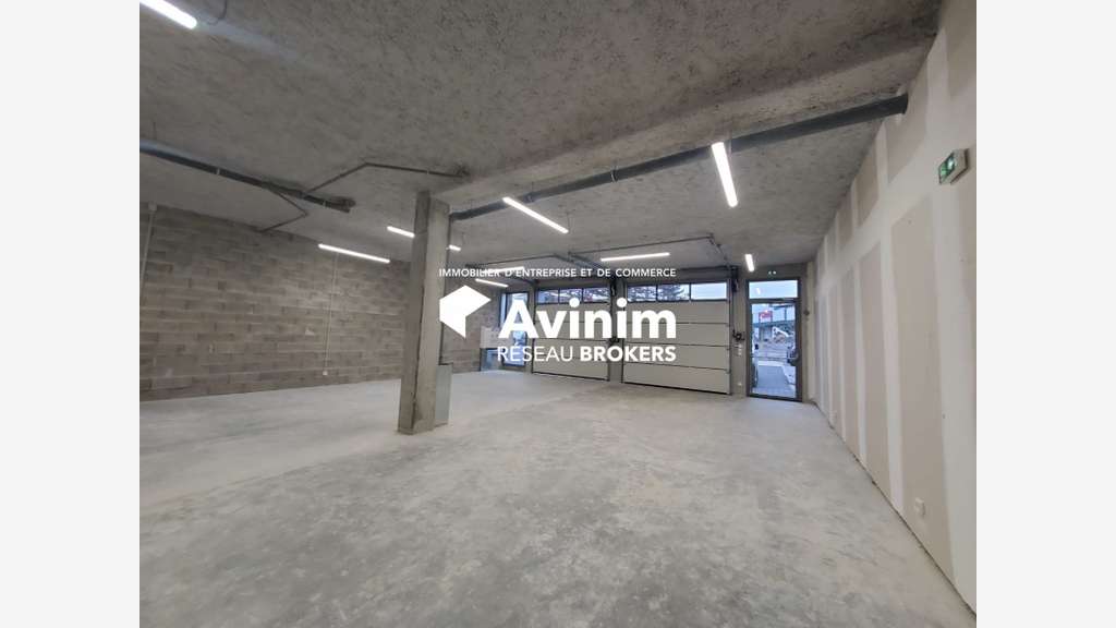 Local d'activité neuf - PAE Les Glaisins - 389m²