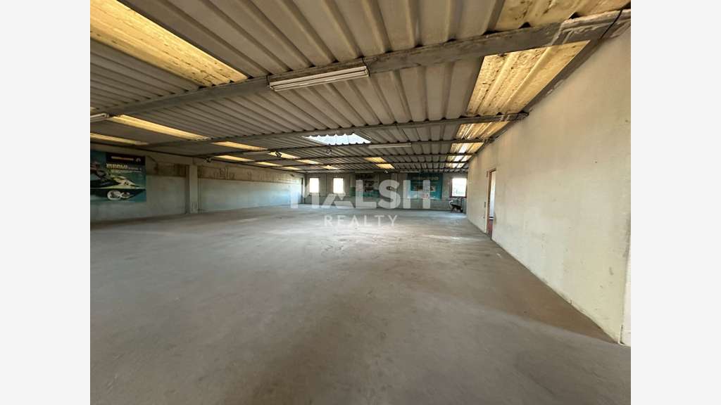 Local d'activités à louer 680m² proche ZAC à Anse