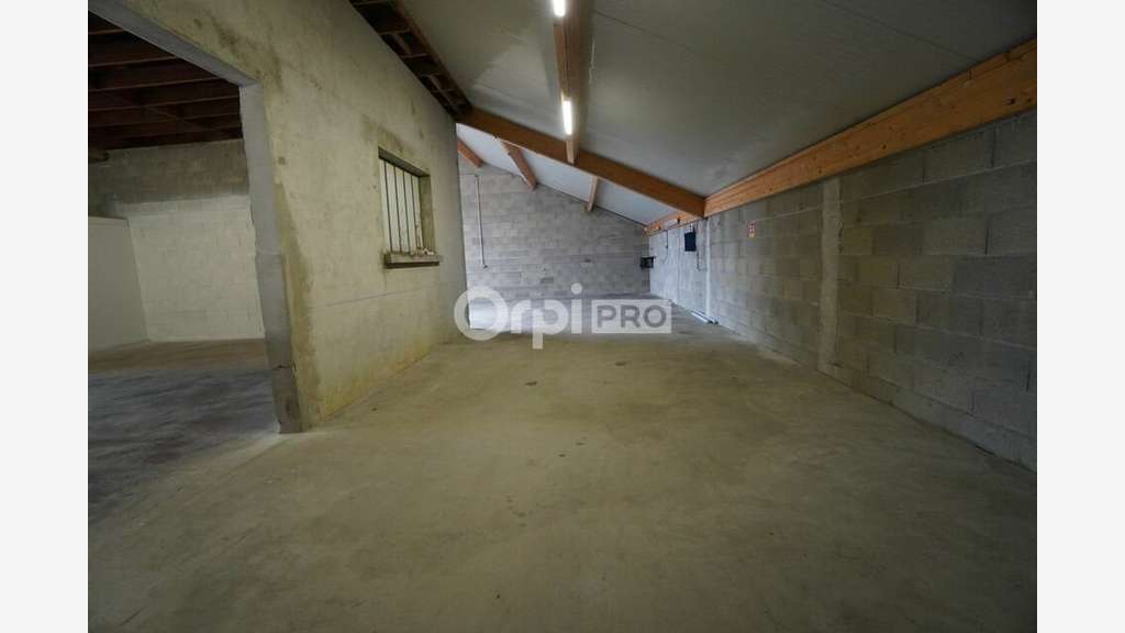 A louer local d'activité 460m² secteur Dijon Est