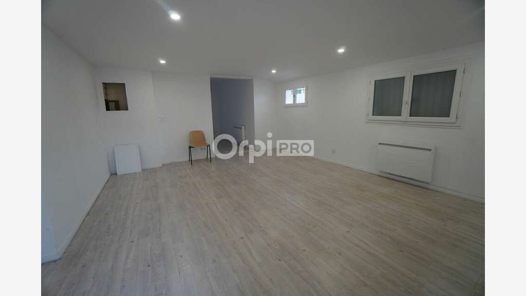 A louer local d'activité 460m² secteur Dijon Est