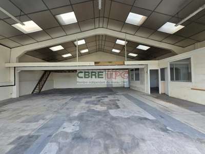 Location local d'activités 270m² à Arcangues A63 