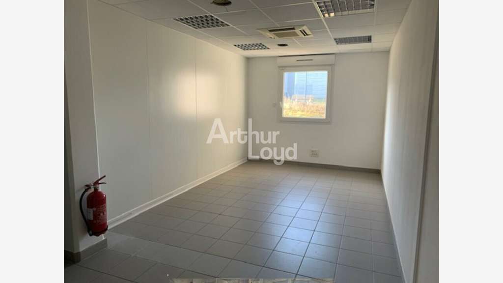 A LOUER - LOCAL D ACTIVITE ARCHAMPS 277 m²