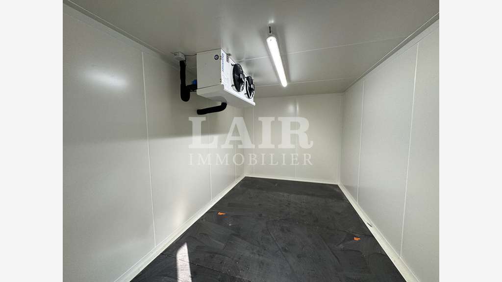 À louer bâtiment frigorifique de 1120m² à Argentan