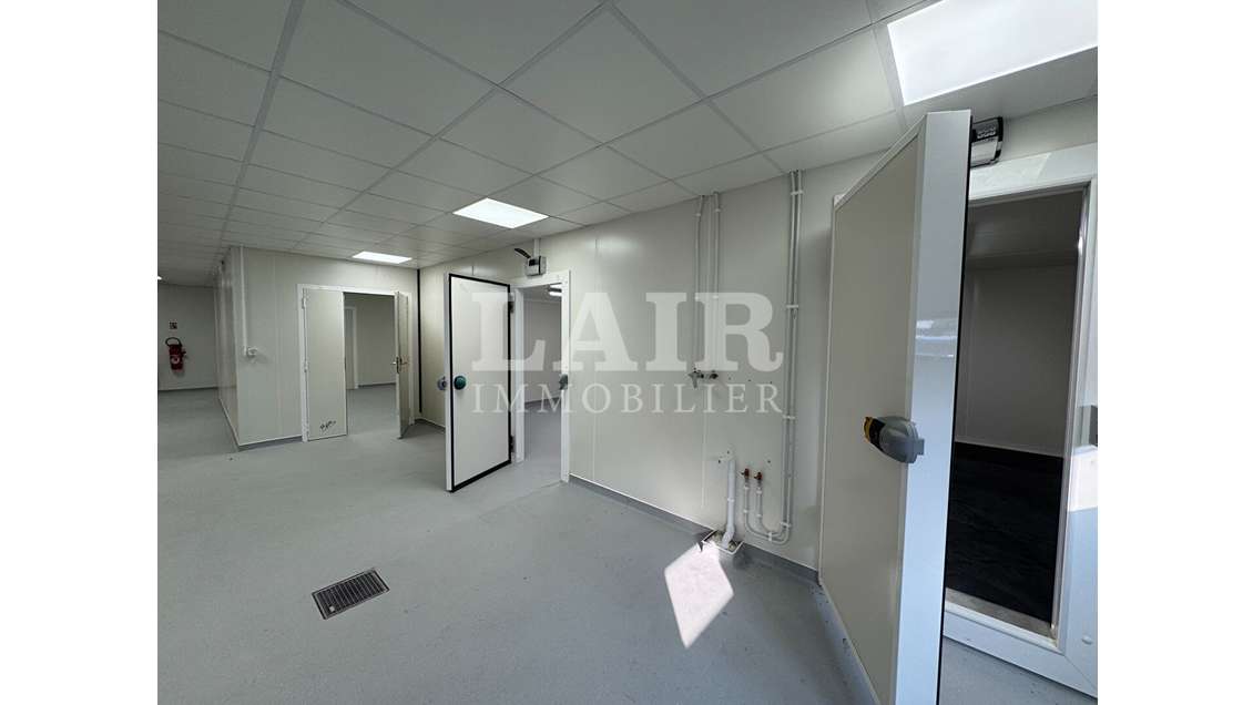 À louer bâtiment frigorifique de 1120m² à Argentan