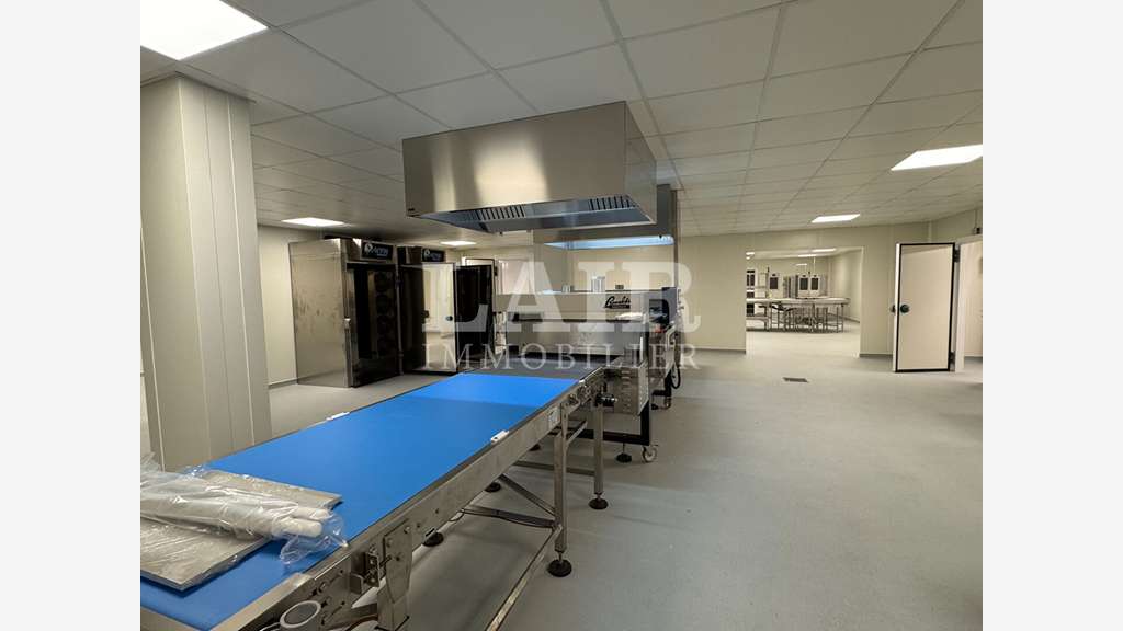 À louer bâtiment frigorifique de 1120m² à Argentan