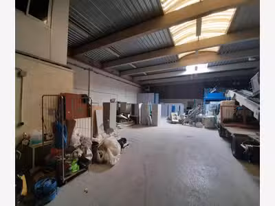 À louer local d'activités 690m² à Argenteuil