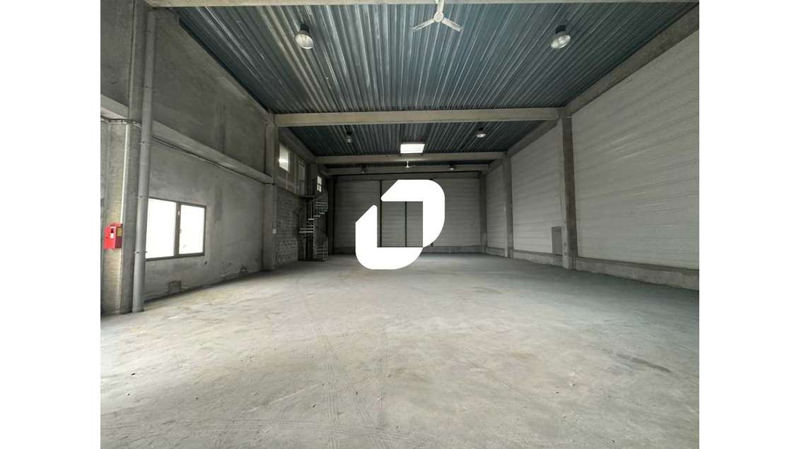 A louer Local d'activité 592m² Argenteuil